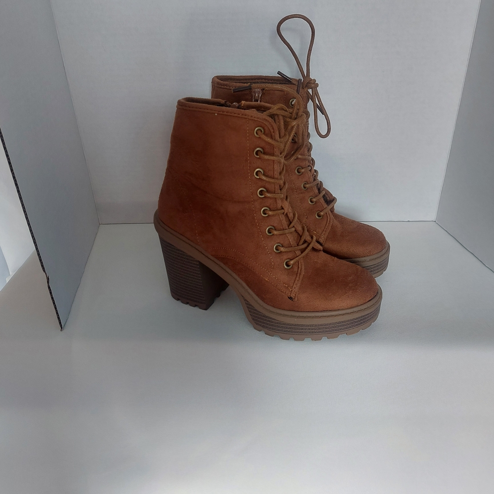 Forever Women's Brown Lace-Up Ankle Boots‎ Size 6 - Picture 3 of 8